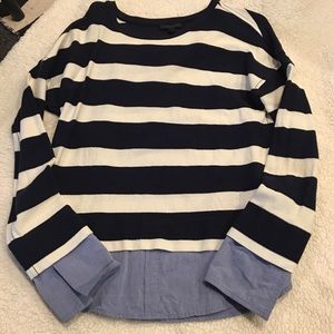 J. Crew Tops - Women’s JCrew Sweater Shirt - Size Small J. Crew Tops - Women’s JCrew Sweater Shirt - Size Small